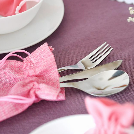 Cutlery pouches for table decoration