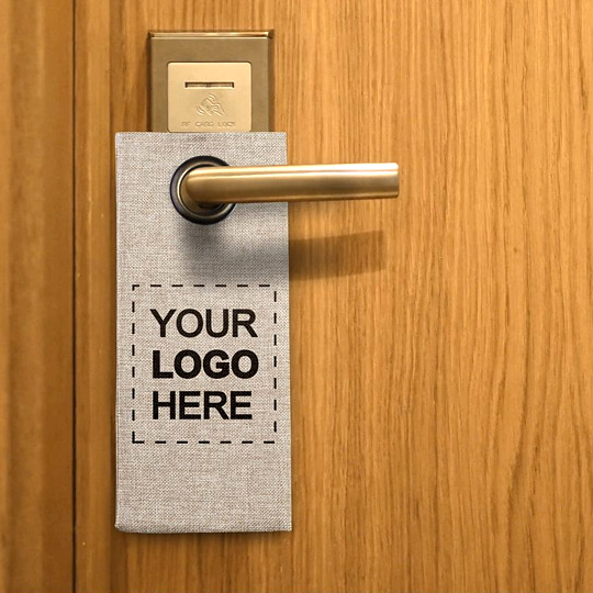 Colgadores de puerta personalizados para habitaciones de hotel