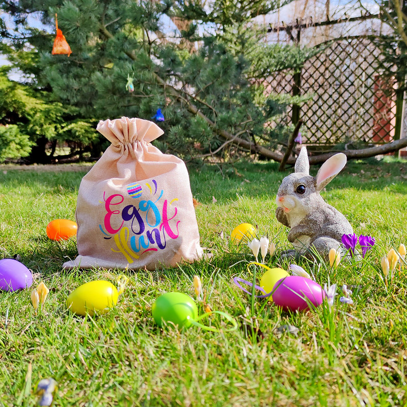 Easter-themed garland made from pouches